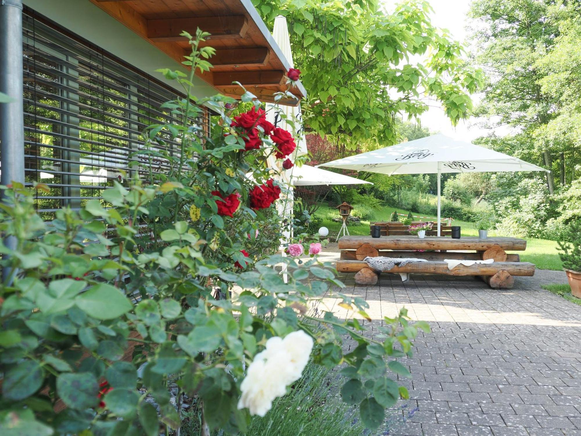 Landhotel Waldheim Pliezhausen エクステリア 写真