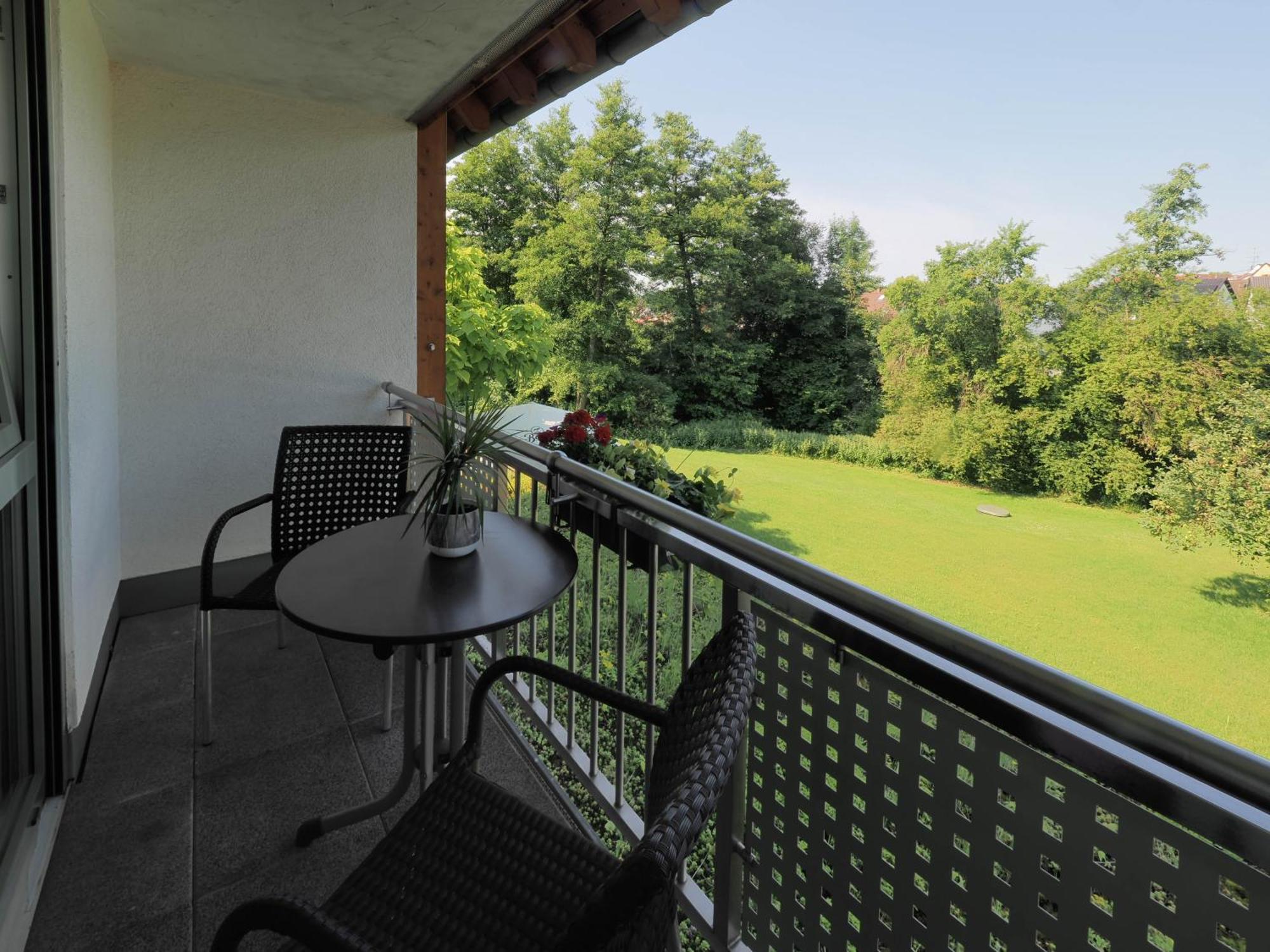 Landhotel Waldheim Pliezhausen エクステリア 写真